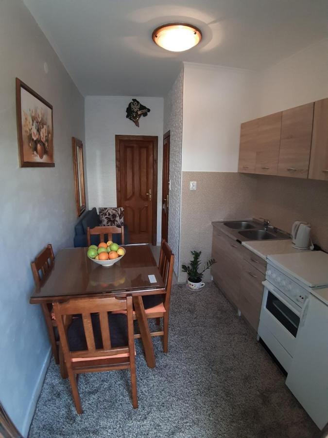Apartment Ksenija Kotor Exterior photo